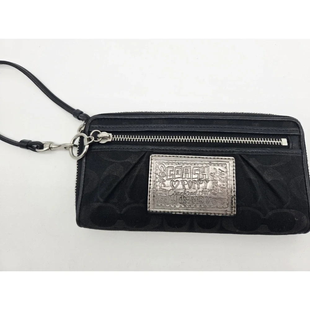 Coach Poppy Jacquard Black Signature Wristlet Wallet Silver Patch 4